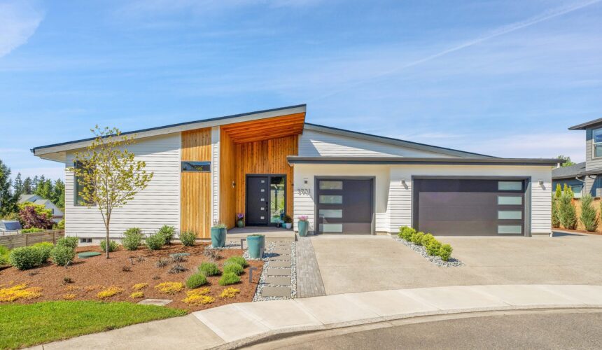 Modern Front Elevation Home Design
