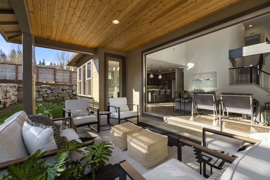 Stylish Bedroom Side Window