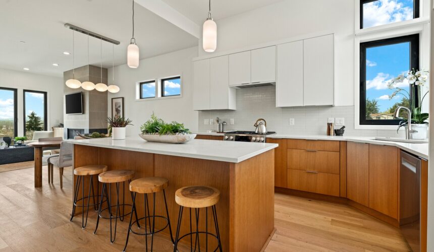 08_08_2417_E_6th_St008_mls1